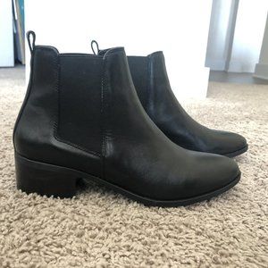 Steve Madden Dover Chelsea Bootie - W Size 9